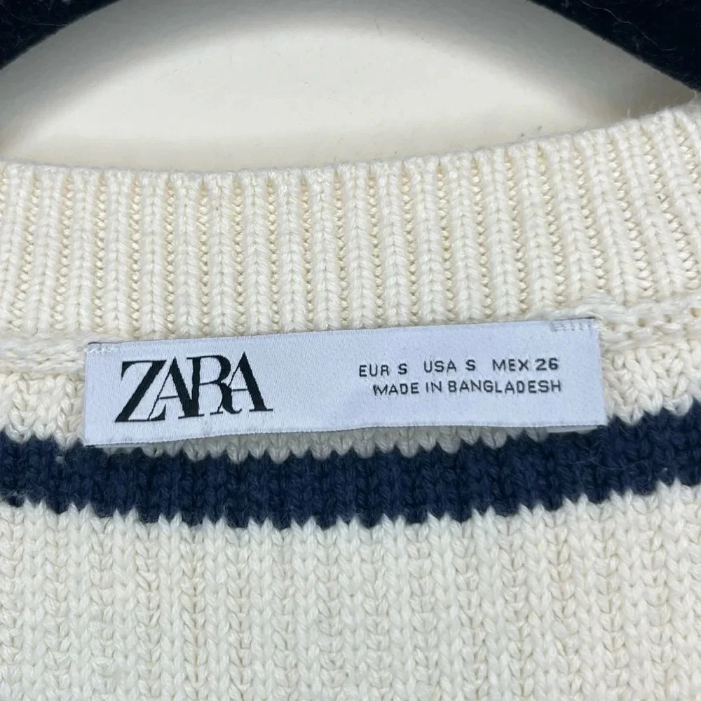 ZARA Ribbed Knit Cozy Cream Striped Cropped Sweater Vest